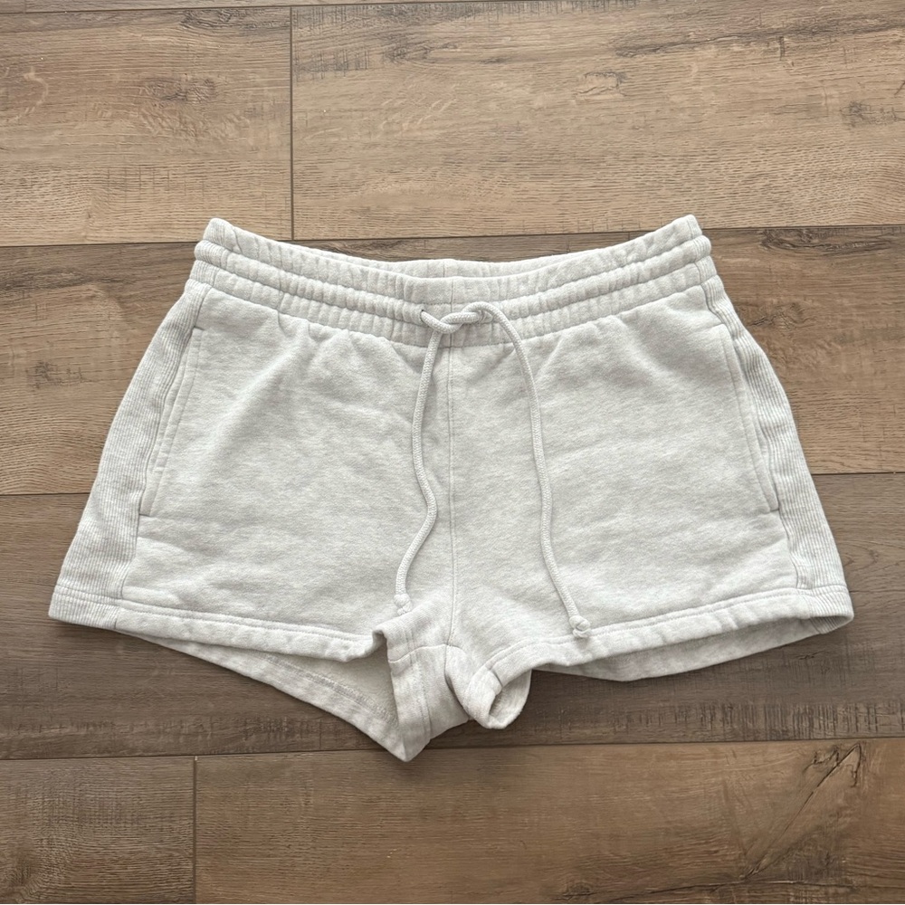 Aritzia tna cozy fleece sweat shorts